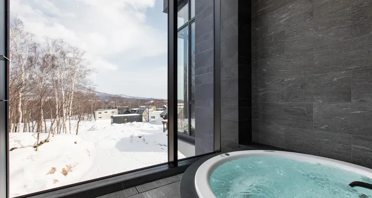 Corniche Hirafu - 4 Bedroom Chalet with Onsen_4