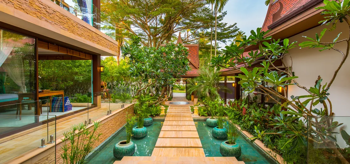 Dhevatara Cove Estate_32