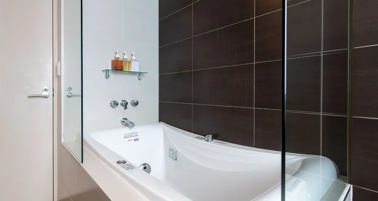 The Freshwater - 2 Bedroom Penthouse Suite_10