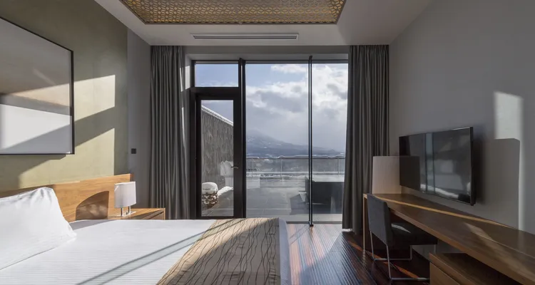 AYA Niseko - 4.5-Bed 5.5-Bath Penthouse A_10