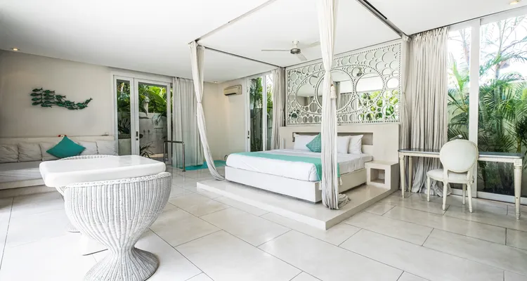 Villa Puro Blanco - 4-Bed 4-Bath Villa_1