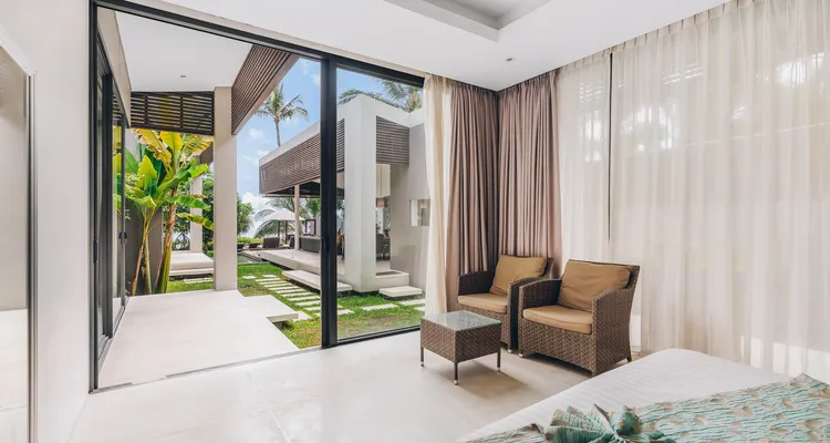 Villa Neung - 3-Bed 3-Bath Villa_2