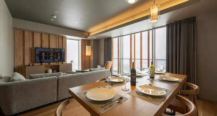 Fenix West - 3 Bedroom Penthouse Suite_1