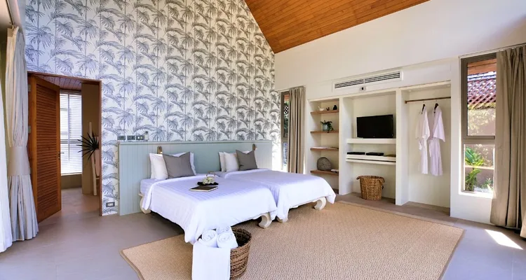Baan Kilee - 8-Bed 6-Bath Villa_1