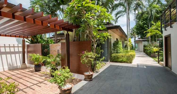 Dhevatara Residence Estate - Baan Leelawadee_10