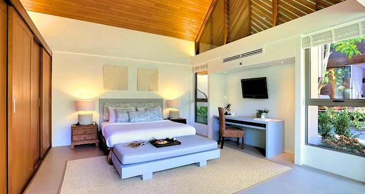 Baan Kilee - 5-Bed 5-Bath Villa_12