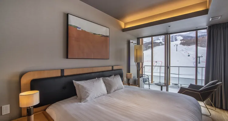 Fenix Furano - 3 Bedroom Penthouse Suite_5