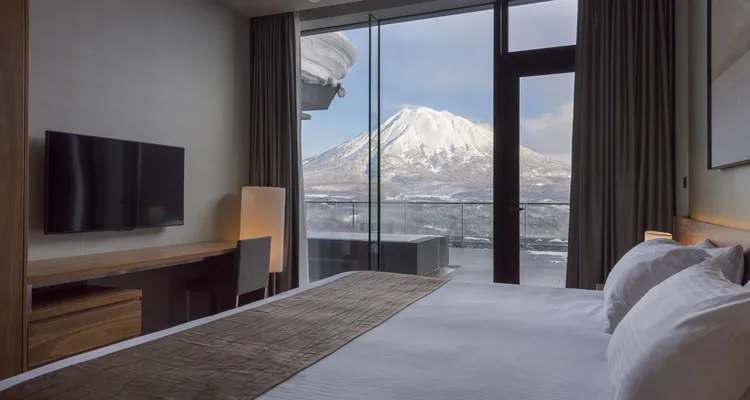 AYA Niseko - 4.5-Bed 5.5-Bath Penthouse A_11