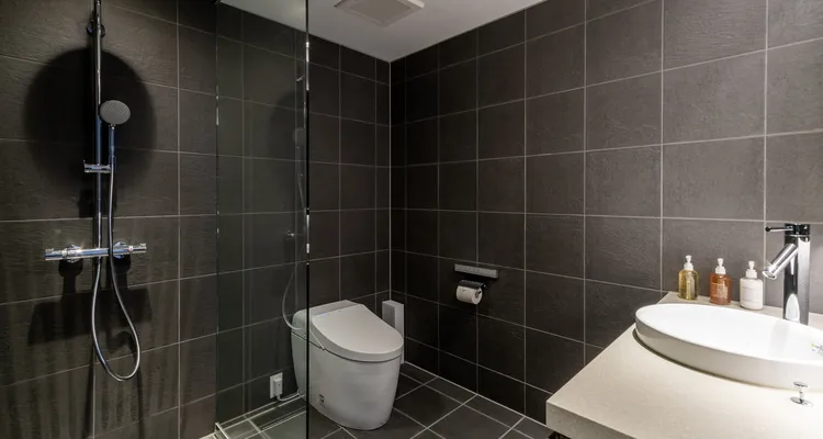 Jade Rabbit - 5 Bedroom Chalet_8