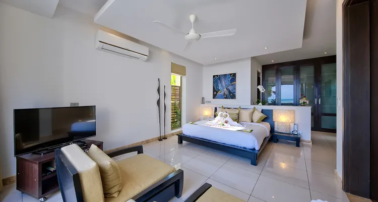 La Lagune - 4-Bed 4-Bath Villa_5