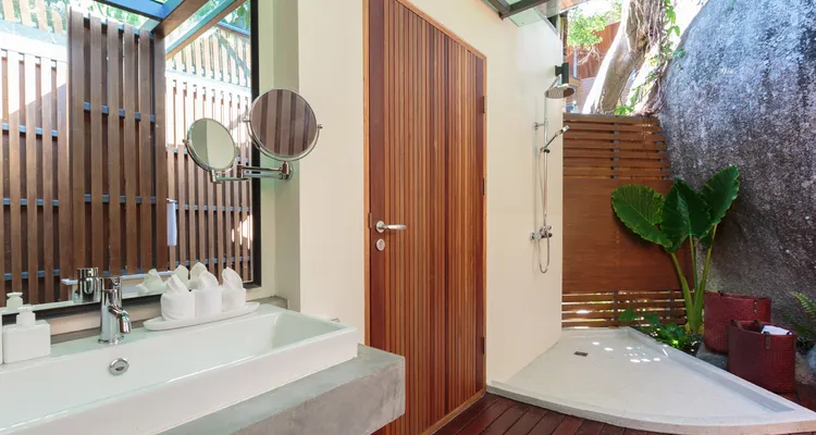 L2 Residence - 3-Bed 4.5-Bath Villa_6